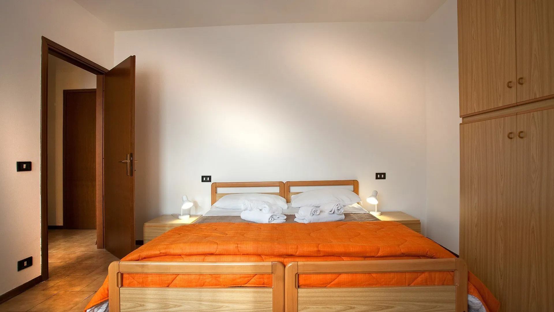 Verona For Rent La Serenella 0*,  Italia